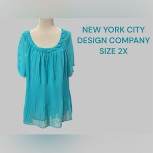 NEW YORK CITY DESIGN COMPANY 2 PIECE PULLOVER IN SIZE 2X GENTLY WORN